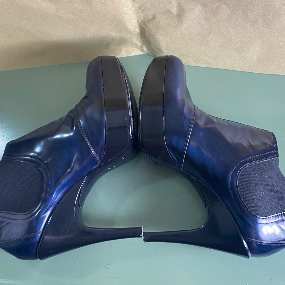EUC Pedro Garcia made in Spain electric blue shiny 3“ heel booties EU 37 US 6.5 - Picture 5 of 9